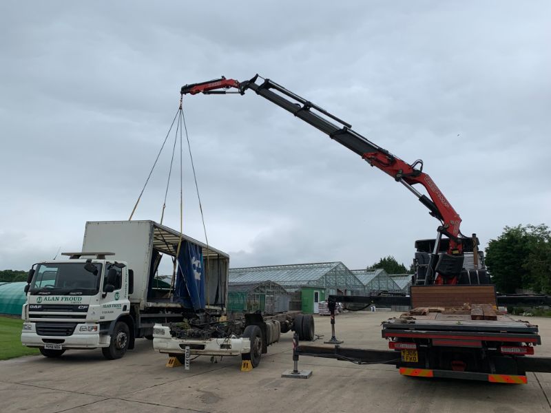 lifting a trailer ACTA Crane Hire